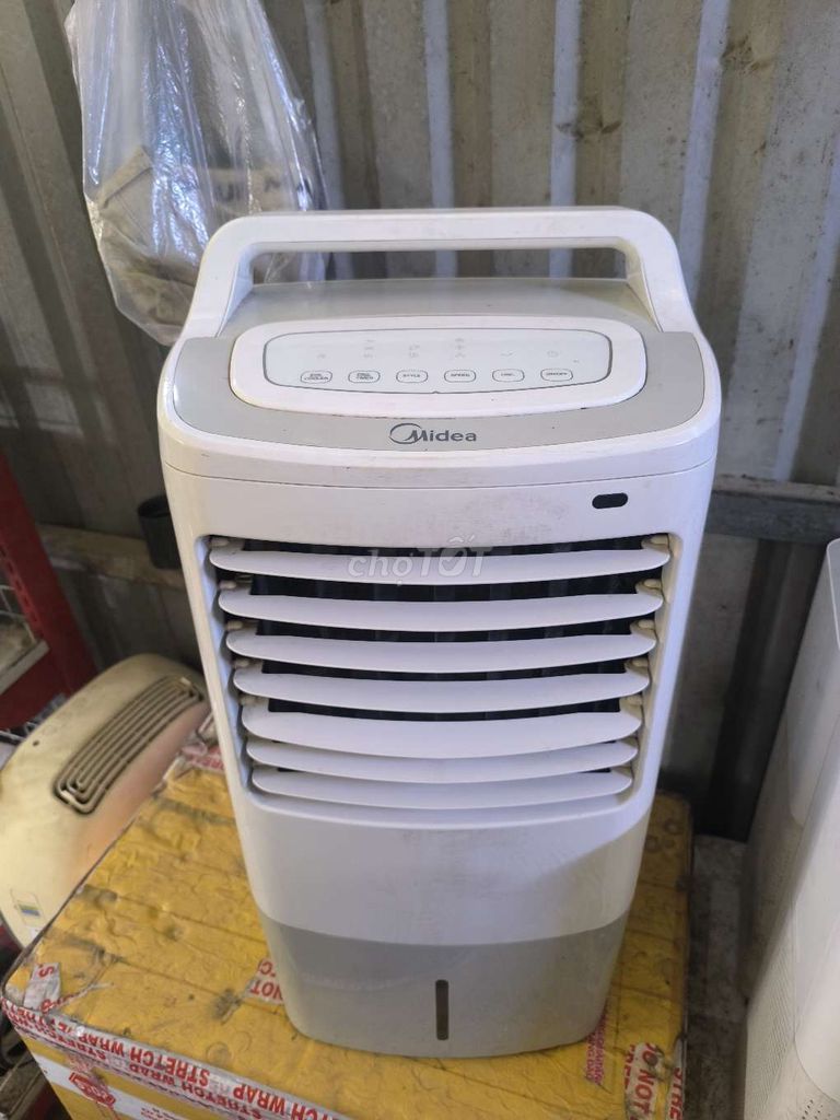 Quạt hơi nước Midea. Mua bán Quạt tại Thành phố Thủ Đức Tp Hồ Chí Minh được đăng bởi Tạp Hoá HL hình 1