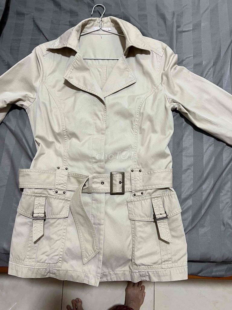 Áo khoác kaki nữ màu be size S. Mua bán Quần áo tại Quận 10 Tp Hồ Chí Minh được đăng bởi Xuân hình 1