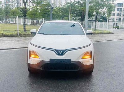 VinFast VF 6 Plus 2024 Trắng 5 vạn km. Mua bán Ô tô tại Quận Hoàng Mai Hà Nội được đăng bởi Dương Xuân Trường