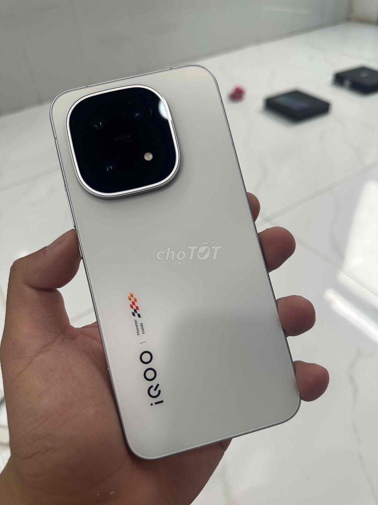 iQOO 15 256GB Bạc gl. Mua bán Điện thoại tại Quận Bình Thạnh Tp Hồ Chí Minh được đăng bởi Duc huy hình 1