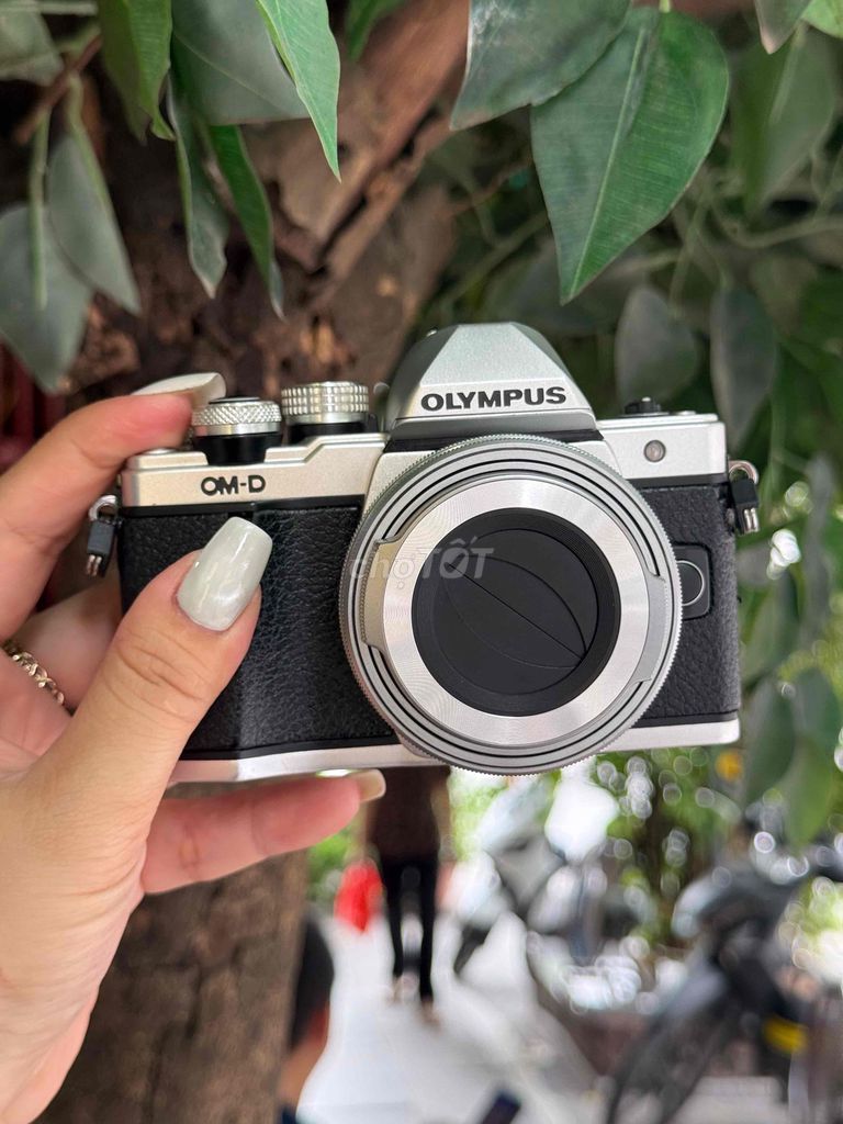 Máy ảnh Olympus EM10 Mark II + lens 14-42. Mua bán Máy ảnh, Máy quay tại Quận Ba Đình Hà Nội được đăng bởi Camera Ngọc Khánh  hình 1