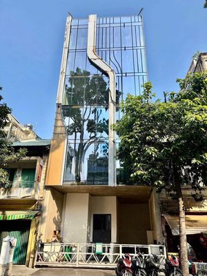 Rent · 1 bd · 160 м² · Quận 1, ул. Đường Nguyễn Thái Bình