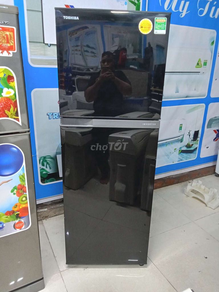 Tủ lạnh Toshiba Inverter 233 lít Đen. Mua bán Tủ lạnh tại Huyện Long Thành Đồng Nai được đăng bởi Điện Máy Thanh Lý hình 1