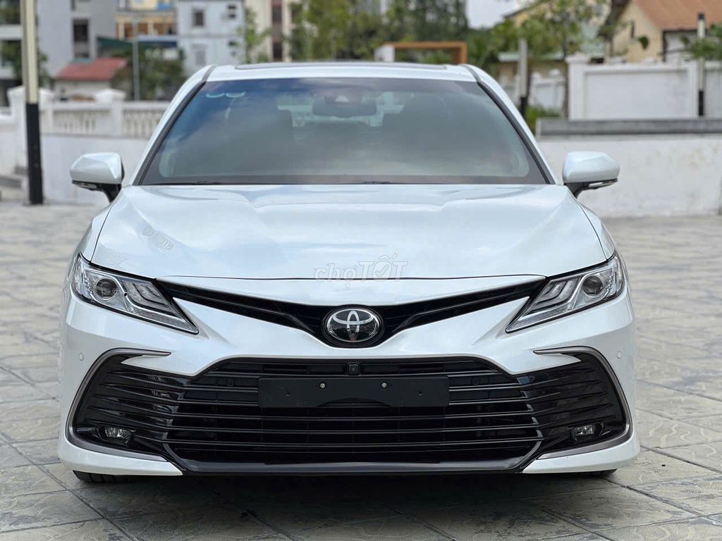 Toyota Camry 2022 2.5 Q - 50000 km