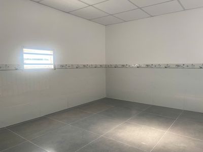 CÒN 1 PHÒNG TRỌ MỚI XÂY RỘNG 36 M2