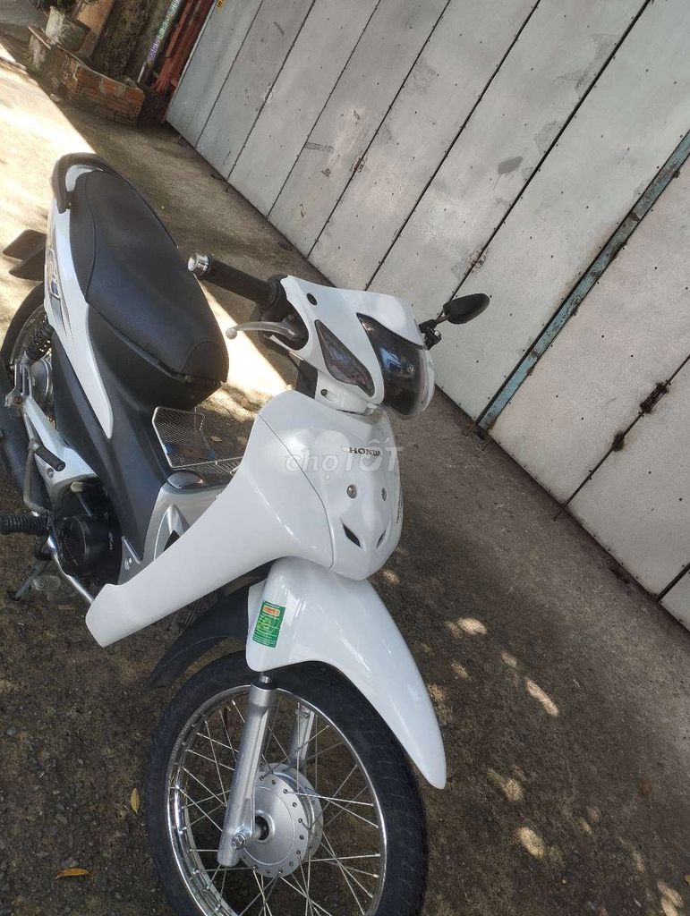 Honda Wave 50cc белый полуавтомат