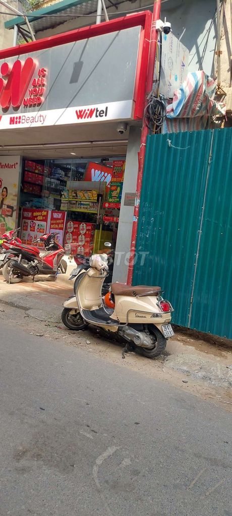 Bán rẻ để nhậu 1 bữa rồi về quê