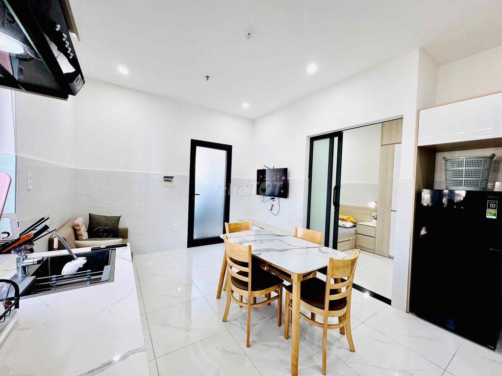 Brand-new 2-bedroom flat near Hồ Xuân Hương and My Khe beach — photo 12
