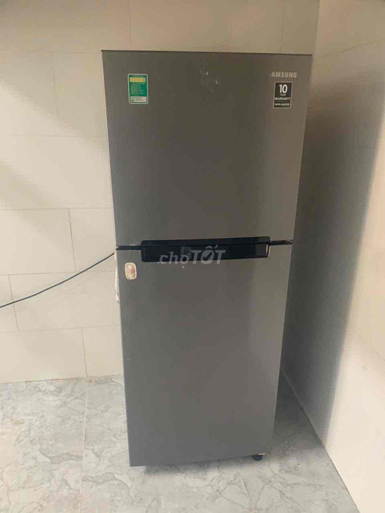 Tủ lạnh Samsung RT19M300BGS 208L. Mua bán Tủ lạnh tại Quận Gò Vấp Tp Hồ Chí Minh được đăng bởi Vũ Quốc Anh hình 1