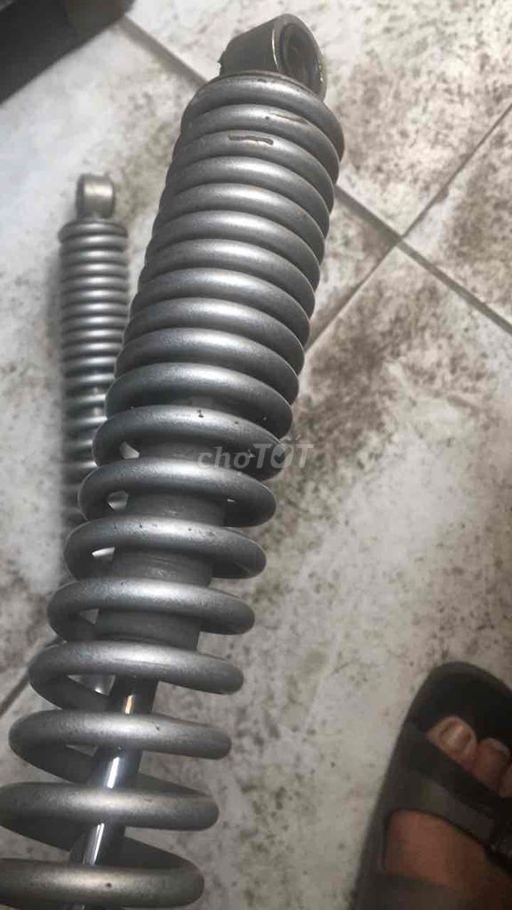 dên future zin , cặp phiộc sau zin. Mua bán Phụ tùng xe tại Quận 6 Tp Hồ Chí Minh được đăng bởi k hình 7