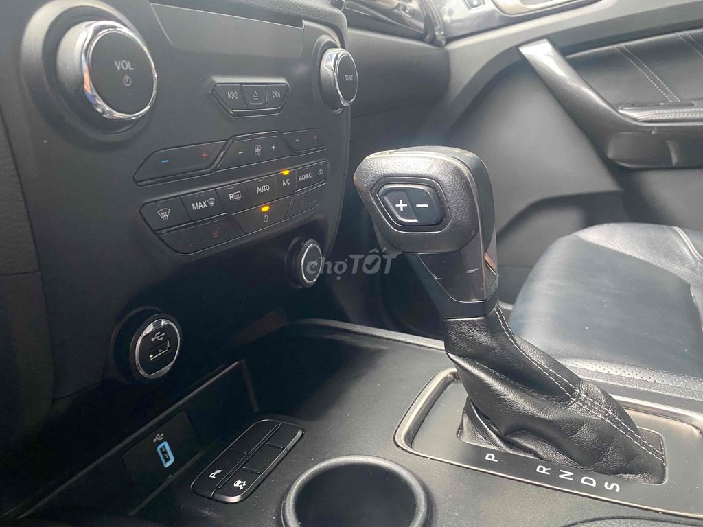 Ford Everest 2020 Titanium 2.0L AT 4x2 - 96000 km. Mua bán Ô tô tại Quận Nam Từ Liêm Hà Nội được đăng bởi Lưu quang kiên hình 14