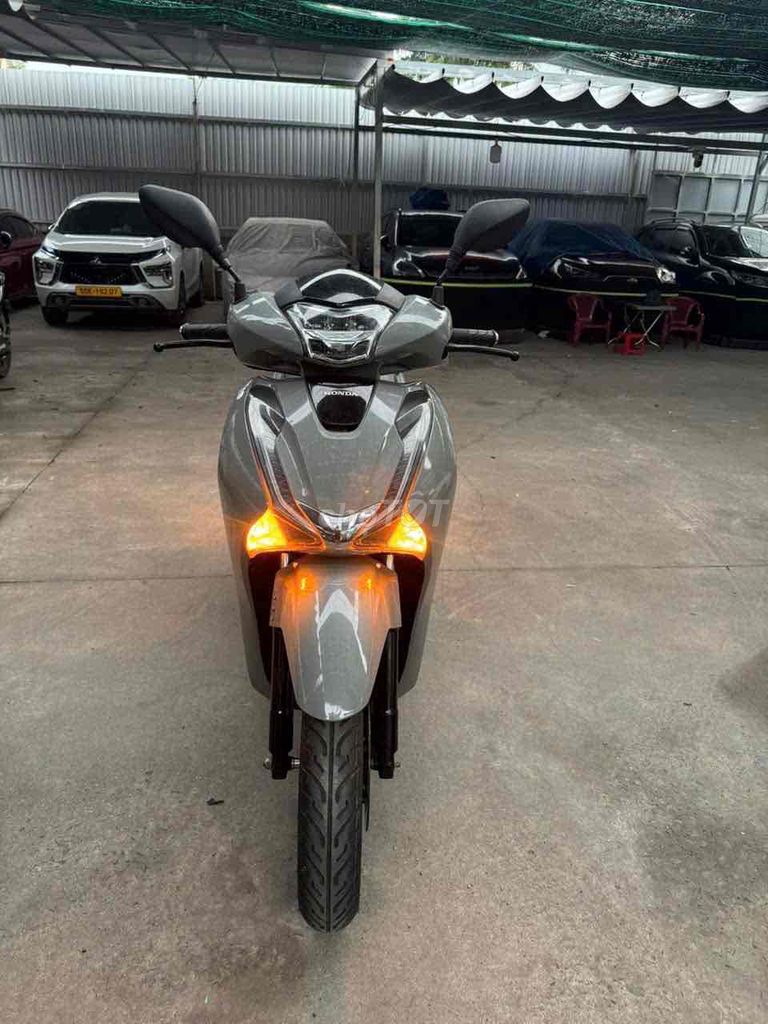 Honda SH 150 ABS Серо-черный