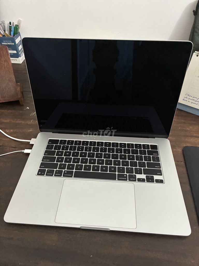 Apple MacBook Air M4 15 inch 16GB/256GB. Mua bán Laptop tại Quận Bình Thạnh Tp Hồ Chí Minh được đăng bởi viet anh hình 1