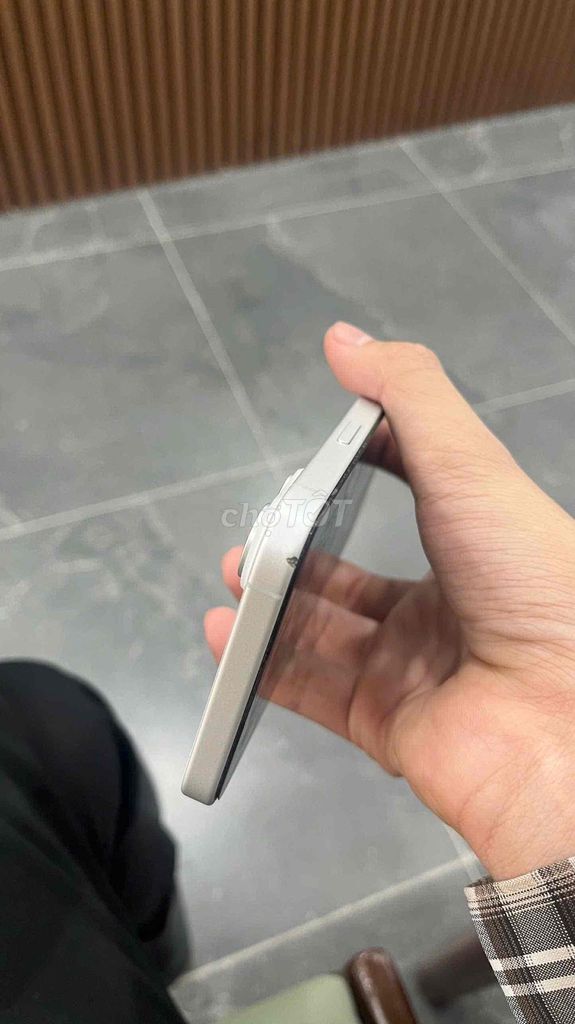 Apple iPhone 16 Plus 128GB Trắng. Mua bán Điện thoại tại Quận Bắc Từ Liêm Hà Nội được đăng bởi Huy hình 1