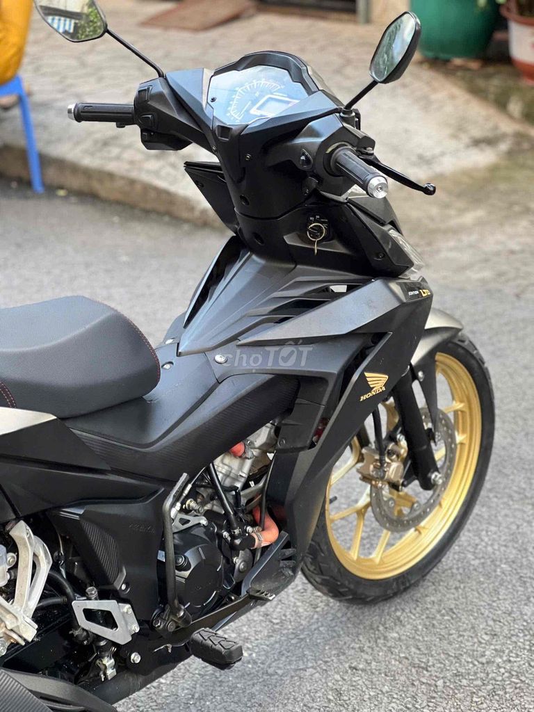 Honda Winner 150 V1 2019 Đen nhám 18.000km. Mua bán Xe máy tại Quận 11 Tp Hồ Chí Minh được đăng bởi Hưng Từ hình 2