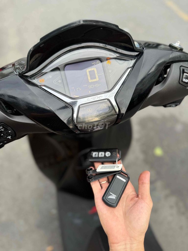 Sh 150 ABS 2020 Lướt 9km B65 GÓP CẦN CCCD ĐỦ 18t. Mua bán Xe máy tại Huyện Phong Điền Cần Thơ được đăng bởi XE MÁY HOÀNG YẾN hình 5