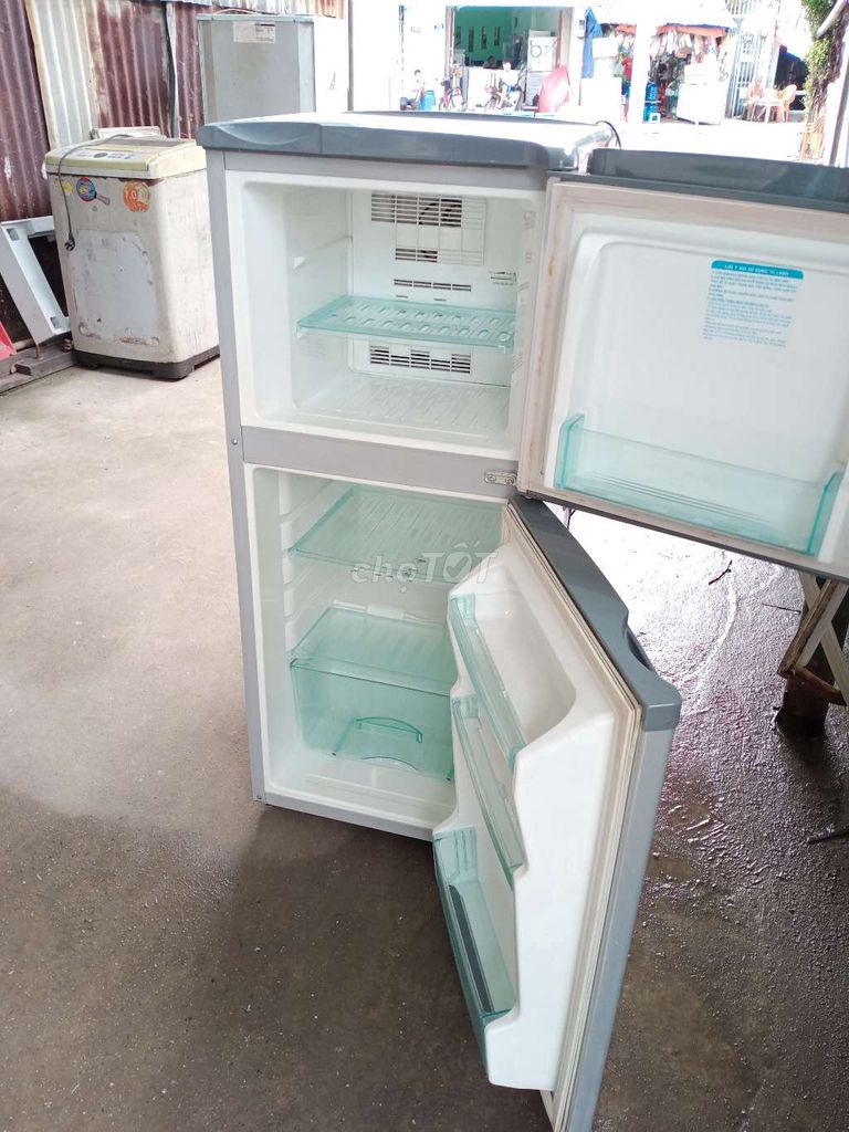 0344462330 - Tủ lạnh Panasonic 150l đang Sài làm lạnh nhanh