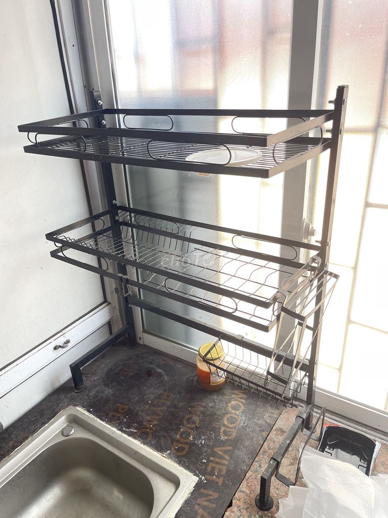 Giá đựng đồ kim loại Đen. Mua bán Dụng cụ nhà bếp tại Quận Ba Đình Hà Nội được đăng bởi Hà hình 1