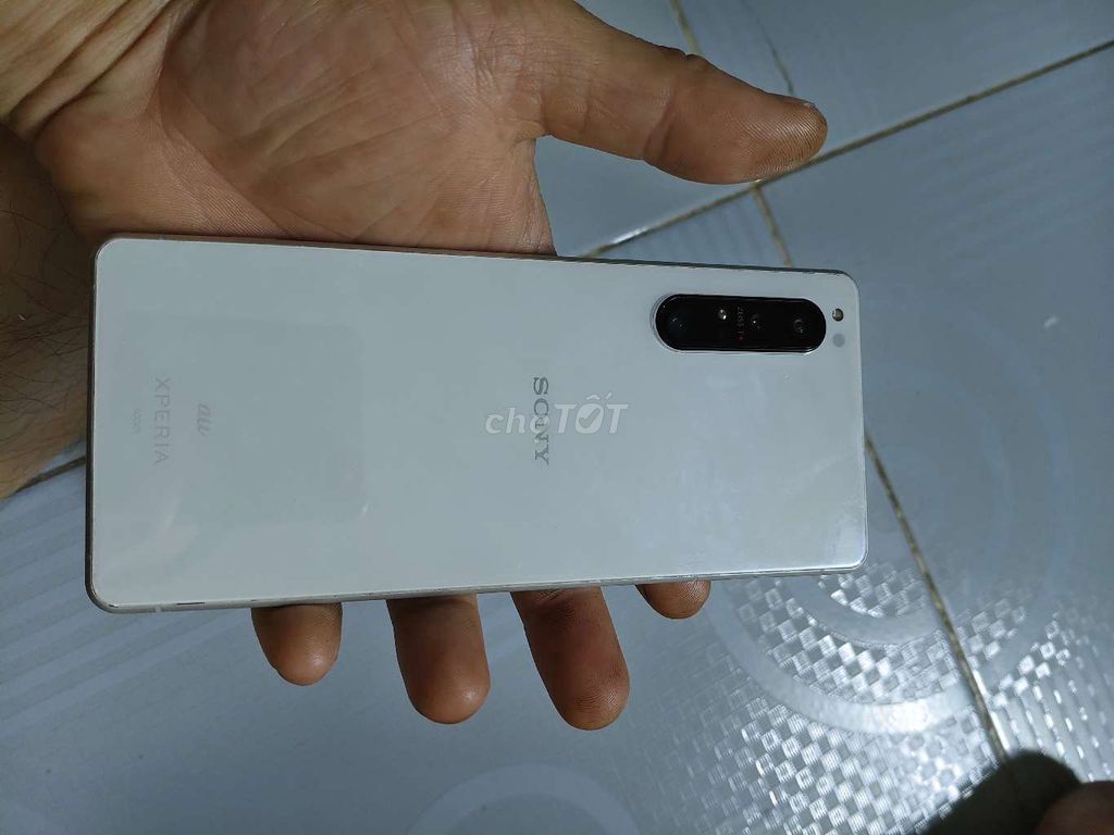 Sony Xperia 1 Mark II Trắng. Mua bán Điện thoại tại Quận Gò Vấp Tp Hồ Chí Minh được đăng bởi luân hình 1