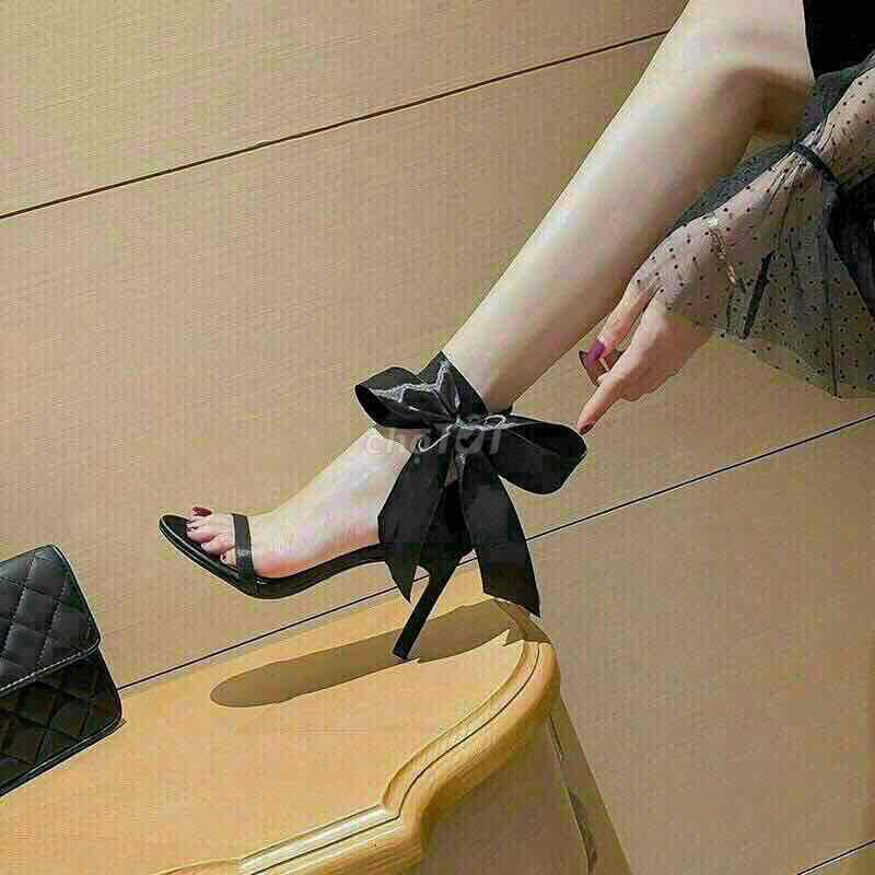 👠👠👠Lên mẫu em cột nơ siêu hót xịn sò