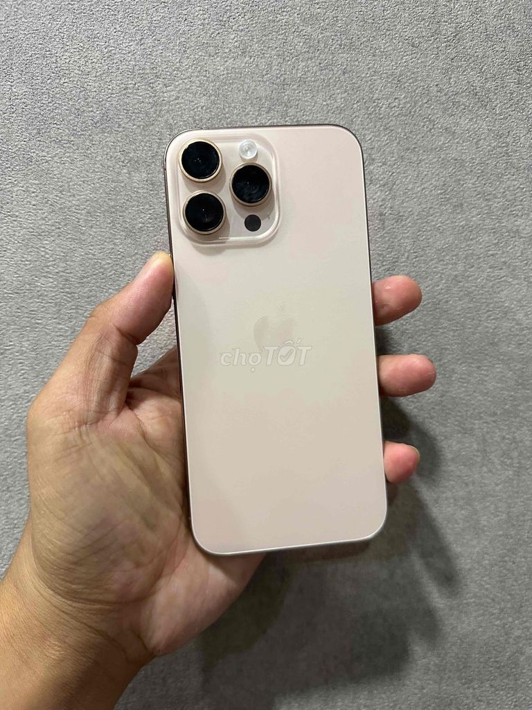iPhone 16 Pro Max 256GB Vàng quốc tế. Mua bán Điện thoại tại Quận Tân Phú Tp Hồ Chí Minh được đăng bởi QL Teck hình 1