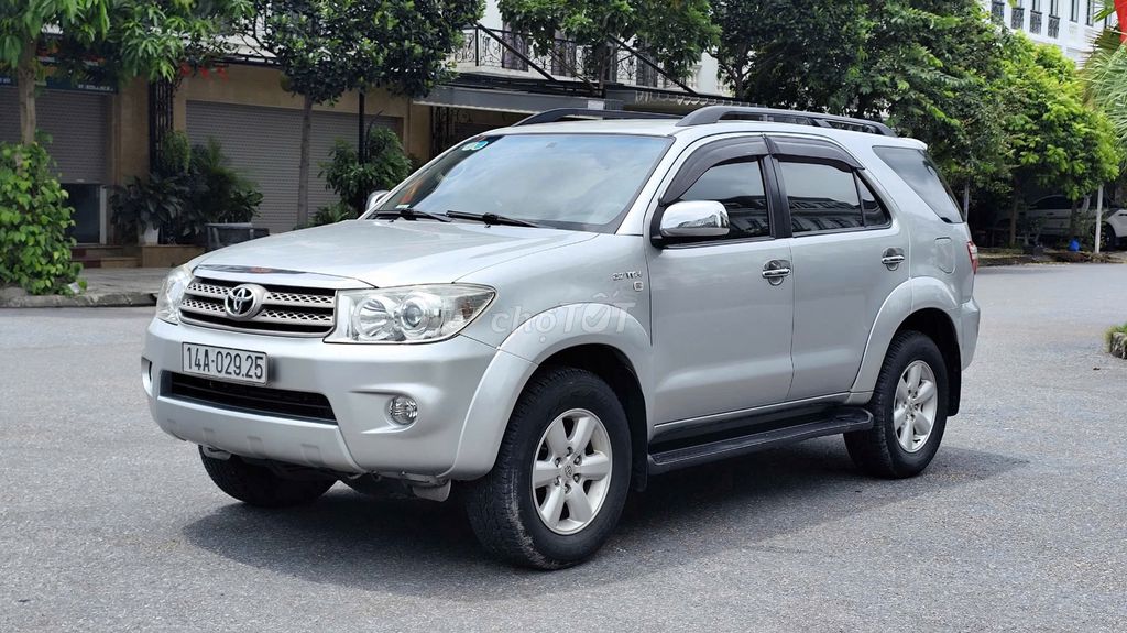 Toyota Fortuner V 2011 -  315 Triệu. Mua bán Ô tô tại Thành phố Hải Dương Hải Dương được đăng bởi anh đức hình 3