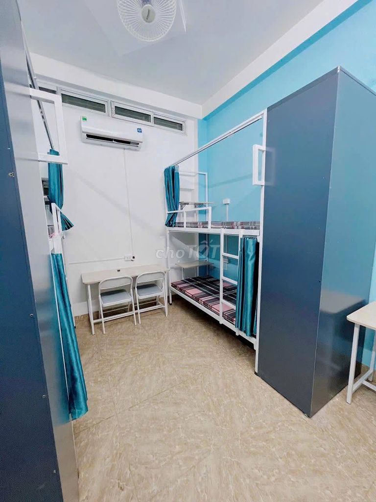 Аренда койко-места в хостеле с многоэтажными кроватями — филиалы