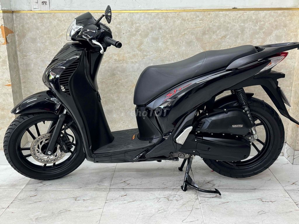 SH 150 khoá ga 2016 rất đẹp đen bóng 43G1-431.48. Mua bán Xe máy tại Quận Sơn Trà Đà Nẵng được đăng bởi Minh Dũng bán trả góp 136 vân đồn  hình 6