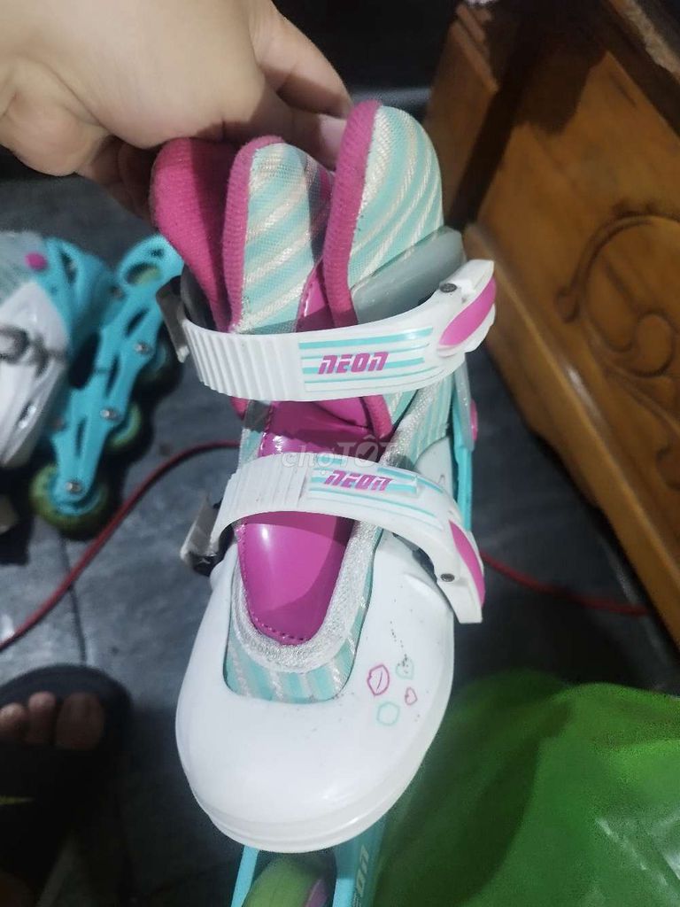 Giày trượt patin Yvolution Neon Inline Nữ. Mua bán Đồ thể thao, Dã ngoại tại Quận Tân Phú Tp Hồ Chí Minh được đăng bởi Lương Thị Bạch Ngọc  hình 1
