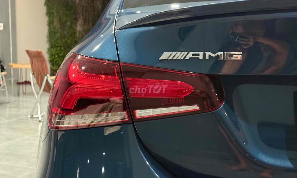 Mercedes Benz A35 AMG sx 2022 ĐKLĐ 2025 - 4000 km. Mua bán Ô tô tại Quận 8 Tp Hồ Chí Minh được đăng bởi Hieu Tran hình 13