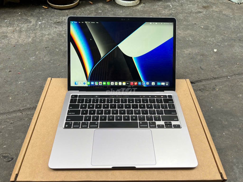 PRO M1 13'' GRAY / 16G / SSD 512G / FULL SẠCH US. Mua bán Laptop tại Quận 3 Tp Hồ Chí Minh được đăng bởi Tèo hình 1