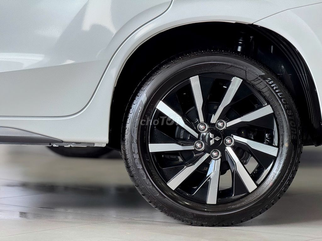 Mitsubishi Xpander 2025 Premium 1.5 AT. Mua bán Ô tô tại Quận 7 Tp Hồ Chí Minh được đăng bởi Nam hình 9