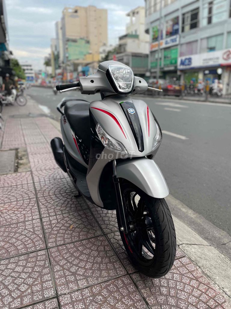 Medlay cực lướt  zin 100%. Mua bán Xe máy tại Quận Phú Nhuận Tp Hồ Chí Minh được đăng bởi DŨNG HOÀNG  hình 3