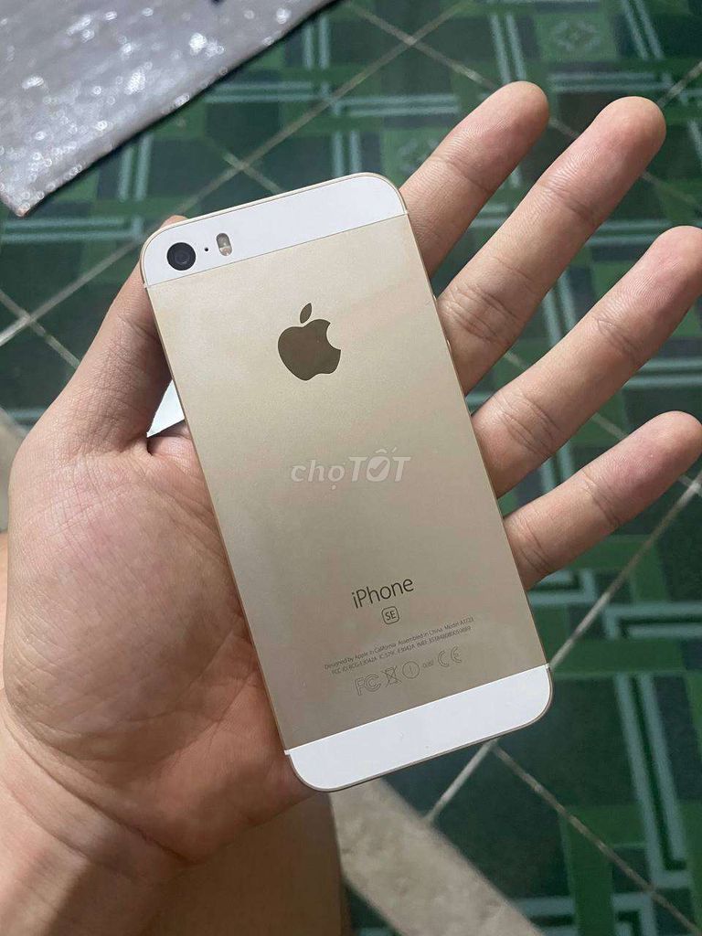 Apple iPhone SE 2016 Vàng. Mua bán Điện thoại tại Quận 8 Tp Hồ Chí Minh được đăng bởi ti ti hình 1