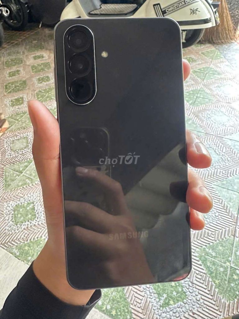 Samsung Galaxy A56 RAM 8/128GB. Mua bán Điện thoại tại Quận Tân Phú Tp Hồ Chí Minh được đăng bởi Tony Chung hình 1
