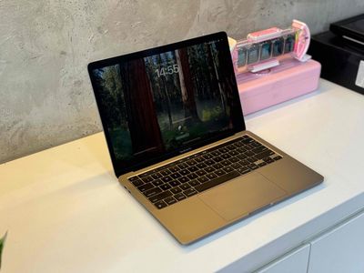 Macbook Pro 13 inch 2022 M2 touchbar cao cấp. Mua bán Laptop tại Quận 10 Tp Hồ Chí Minh được đăng bởi thông
