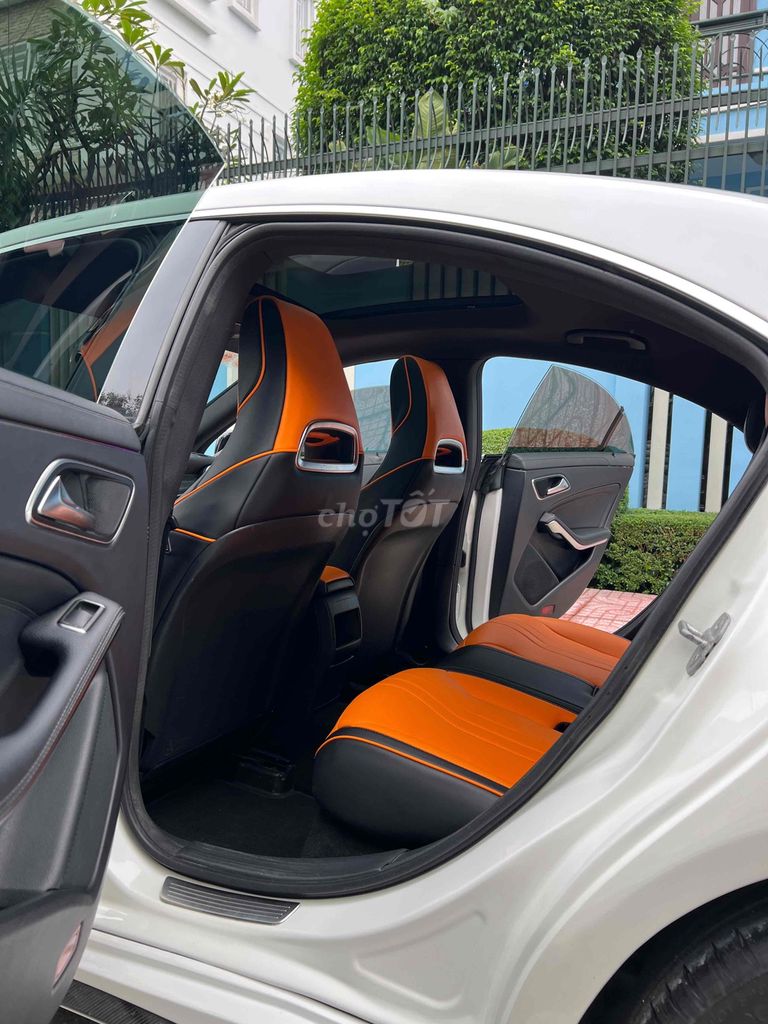Mercedes CLA 250 Turbo 4Matic model 2015. Mua bán Ô tô tại Quận 8 Tp Hồ Chí Minh được đăng bởi Đông Mai hình 10