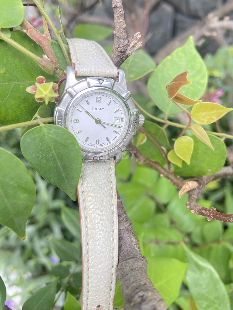 Đồng hồ đeo tay Bally nữ. Mua bán Đồng hồ tại Quận Bình Tân Tp Hồ Chí Minh được đăng bởi Kim Liên Thỏa Chí Đam Mê II hình 1