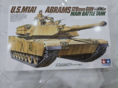 Mô hình xe tăng Abrams M1A1 Tamiya mới nguyên 1/35
