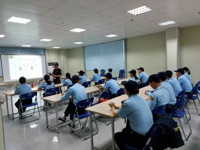 Công ty bảo vệ HNK logo