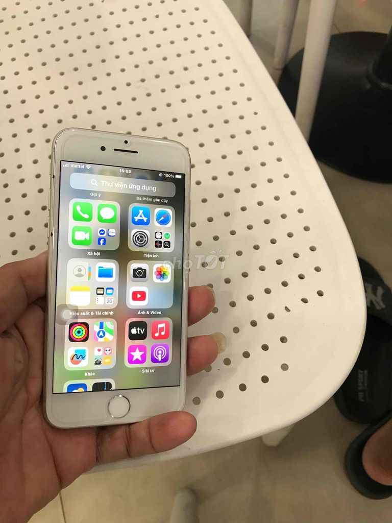Apple iPhone 8 256GB Trắng 100% pin. Mua bán Điện thoại tại Quận Ngô Quyền Hải Phòng được đăng bởi hoàng đình tùng hình 1