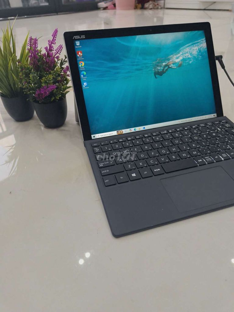ASUS i7 7200u 8GB/256GB Bạc. Mua bán Máy tính bảng tại Huyện Bình Chánh Tp Hồ Chí Minh được đăng bởi Lê Duy Ân hình 1