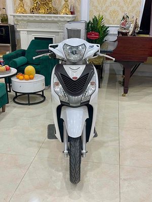 XE MÁY 68 - Honda Vision Cao Cấp 2016 Trắng. Mua bán Xe máy tại Quận Hai Bà Trưng Hà Nội được đăng bởi Đức Anh