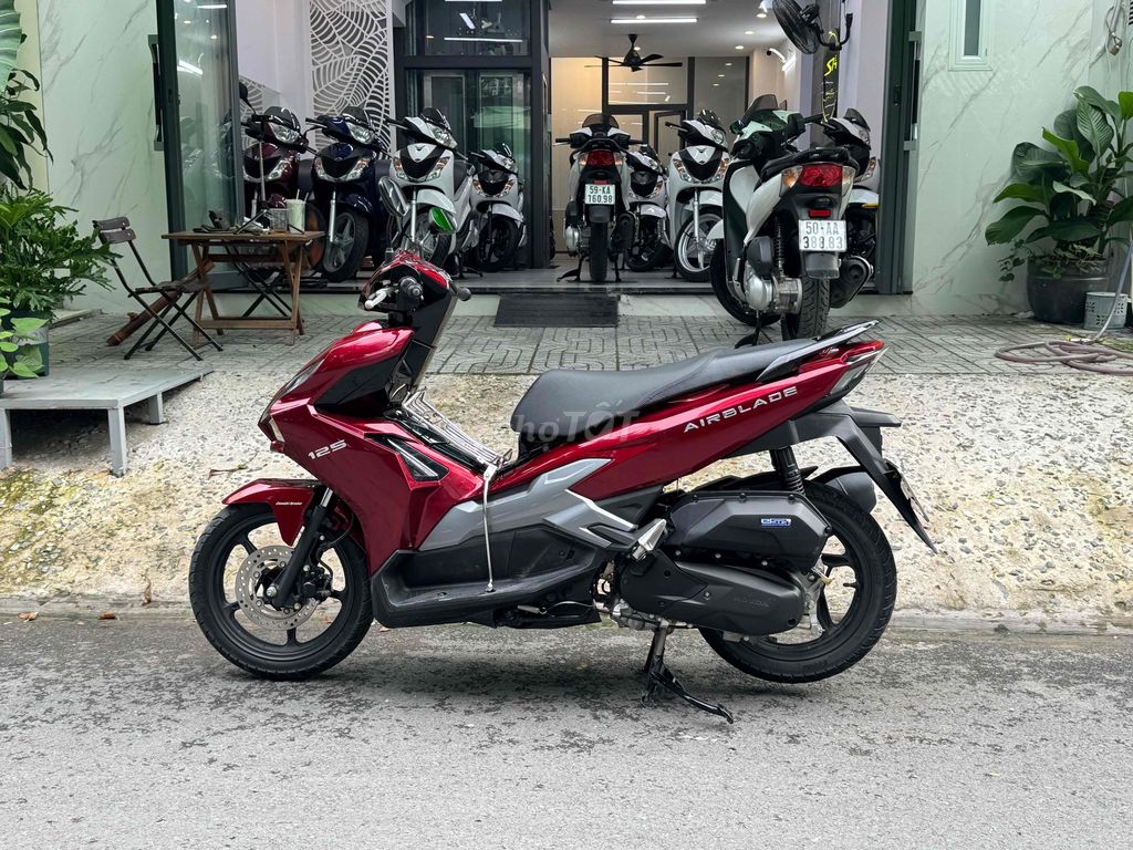 AB 125cc đi 4.999km màu đỏ mới như xe thùng 1. Mua bán Xe máy tại Quận 7 Tp Hồ Chí Minh được đăng bởi AN LÝ  hình 4