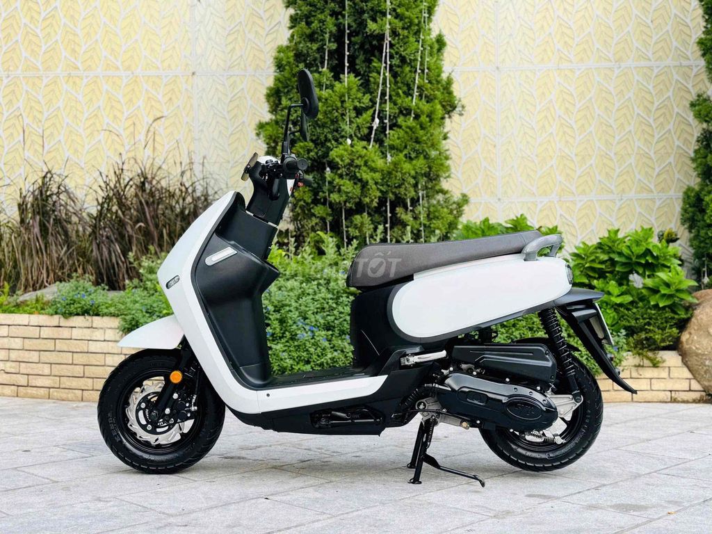 Скутер SYM Priti 50cc 2025 перламутрово-белый, 7000 км, 1 владелец