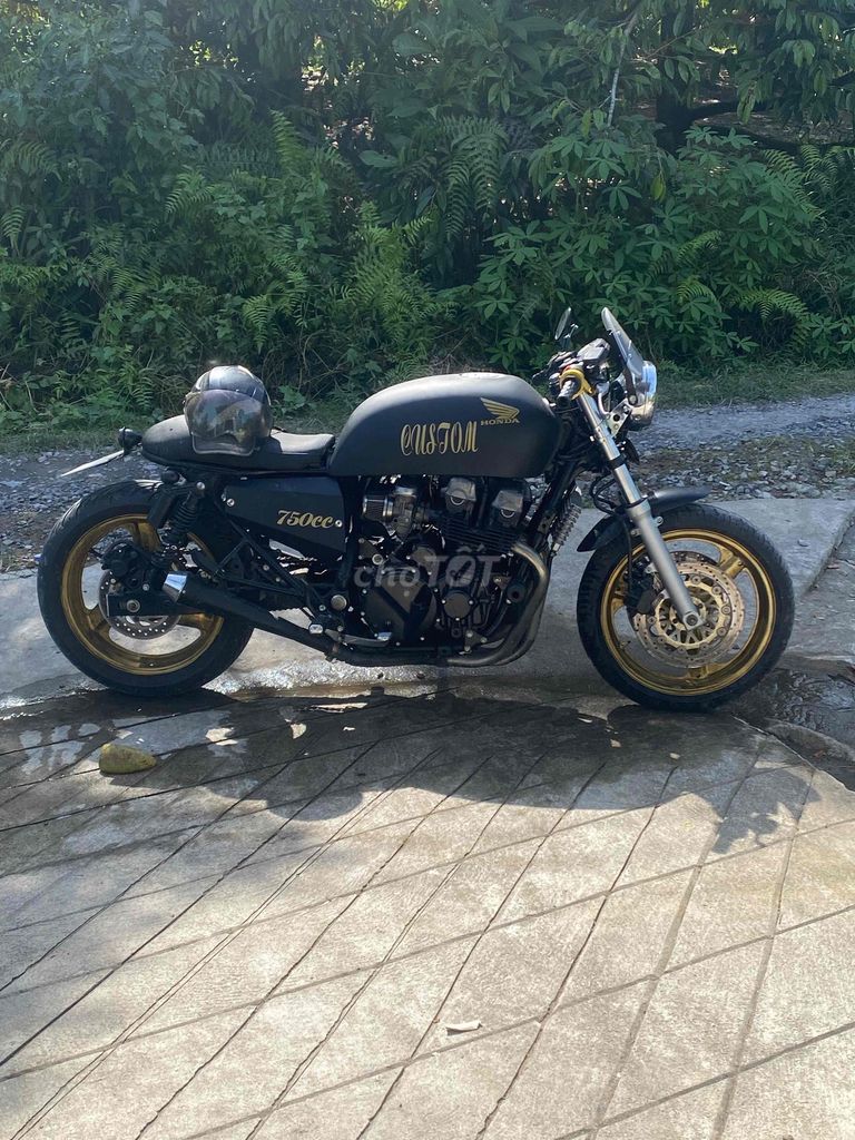 Honda 750cc Custom Đen. Mua bán Xe máy tại Quận Ninh Kiều Cần Thơ được đăng bởi Dung Dương hình 2