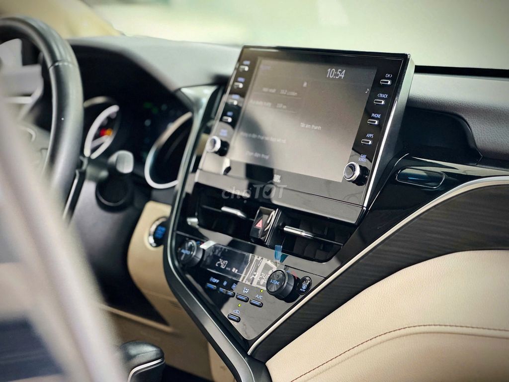Toyota Camry 2.5Q 2023 - 50000 km. Mua bán Ô tô tại Quận Gò Vấp Tp Hồ Chí Minh được đăng bởi Kim Ngân Xe Lướt hình 5