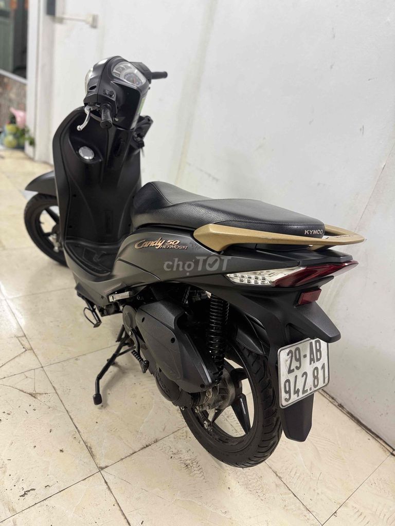 Thanh lý Kimco Candy hermosa 50cc bản đặc biệt. Mua bán Xe máy tại Quận Bắc Từ Liêm Hà Nội được đăng bởi Hữu Nhuận hình 2