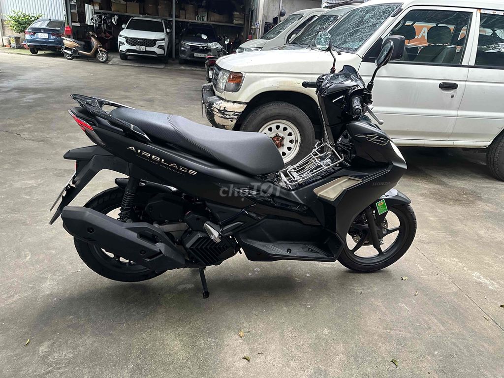 Honda Airblade 125 4 клапана матовый черный 2025 г. Хошимин