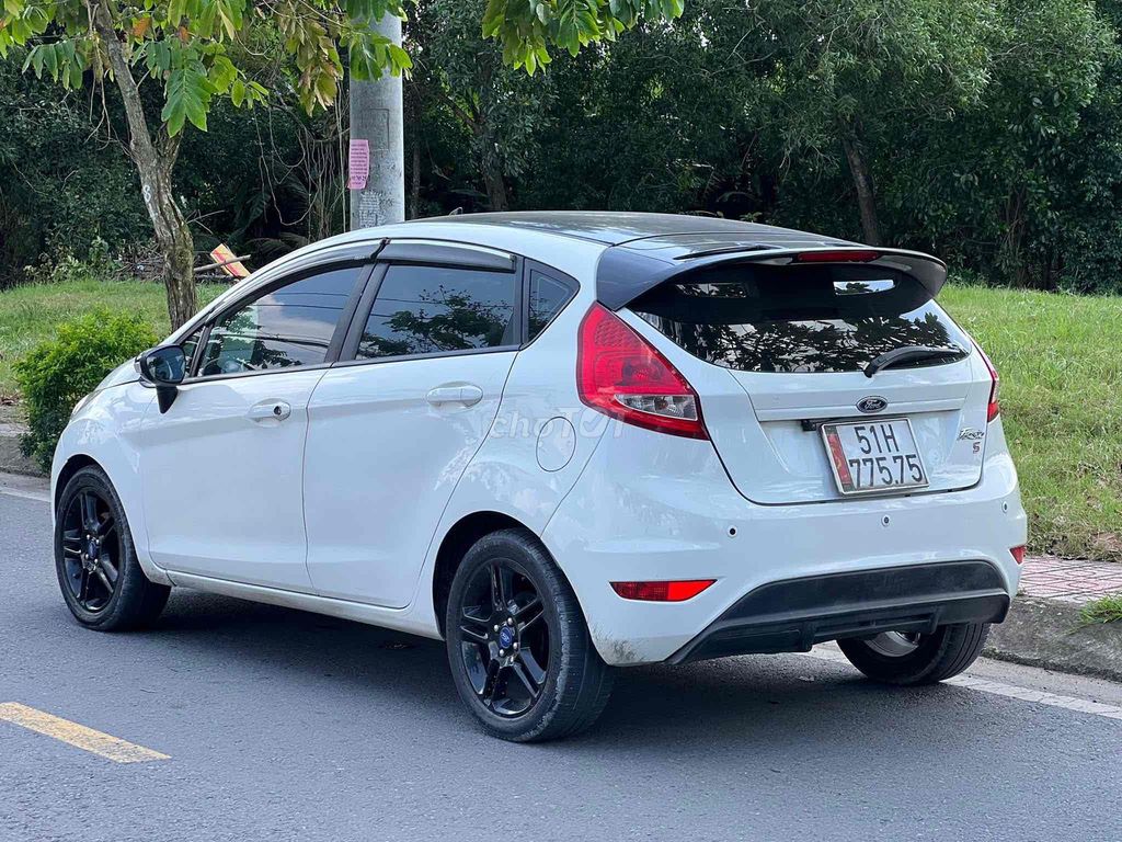 Ford Fiesta S Hatchback Tự Động 2011 Cực Đẹp. Mua bán Ô tô tại Huyện Hóc Môn Tp Hồ Chí Minh được đăng bởi Tú Đoàn hình 2